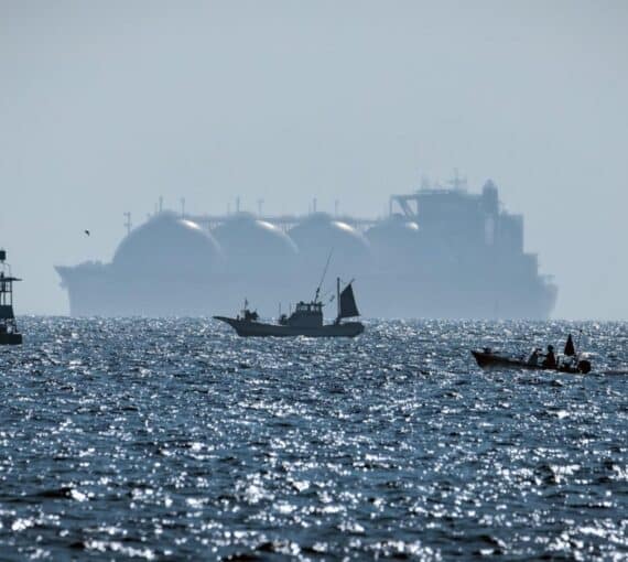 Freighter carrying lng liquefied natural gas